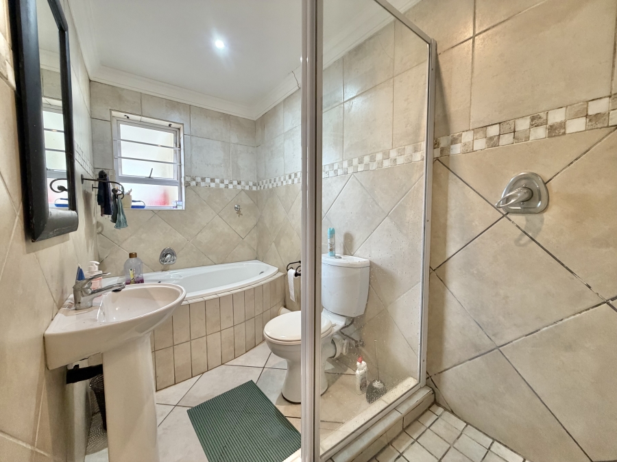2 Bedroom Property for Sale in Jeffreys Bay Central Eastern Cape